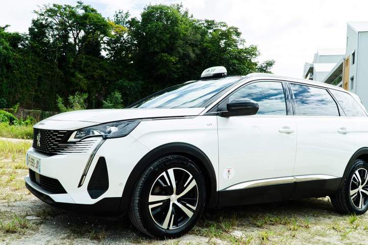 Lanterne taxi Les Abymes